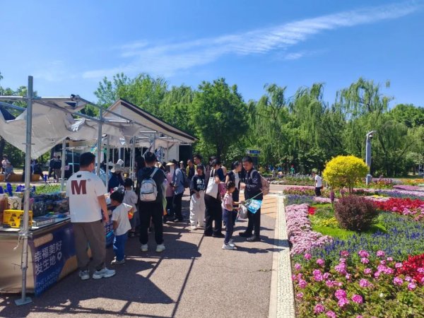 七星配资 今日北京全市公园纳客215.37万人次，游客最多的是——